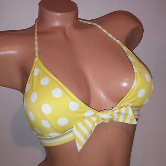 Victorias Secret Polkadot Bikini - Picture 7 of 7